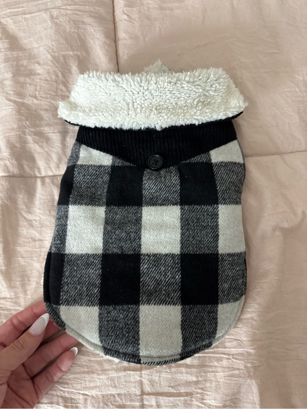 Play On Sherpa-Lined Black & White Plaid Pet Jacket
